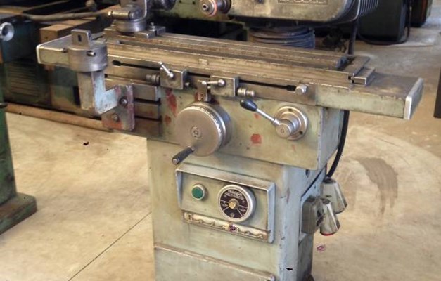 NESI.GRINDER C350.Affilatrice per utensili usata